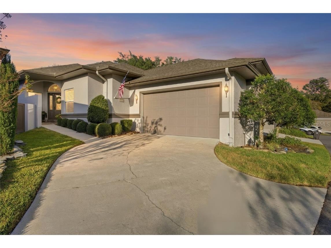 2021 SE Twin Bridge Circle Ocala FL 34471 OM716205 image1