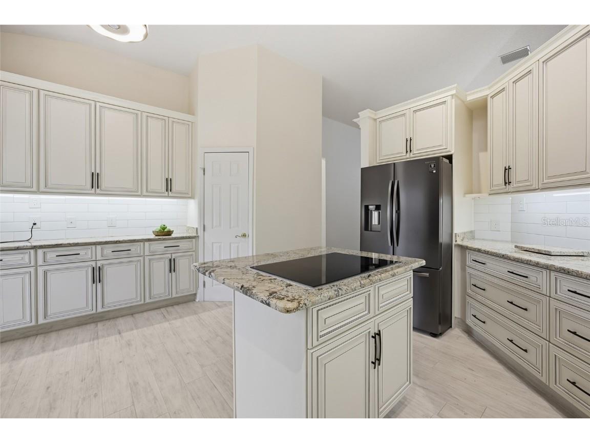 2021 SE Twin Bridge Circle Ocala FL 34471 OM716205 image23