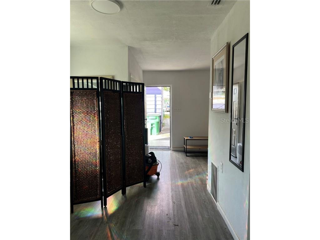 2021 Thrace Street Tampa FL 33605 TB8335750 image12