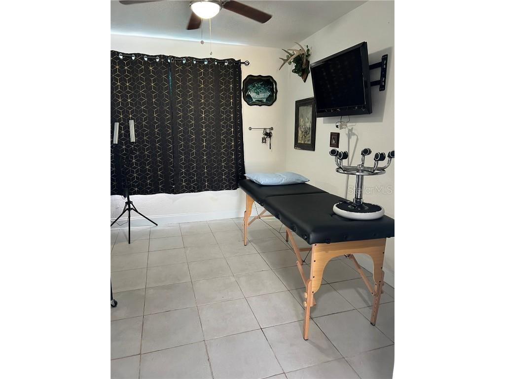 2021 Thrace Street Tampa FL 33605 TB8335750 image5