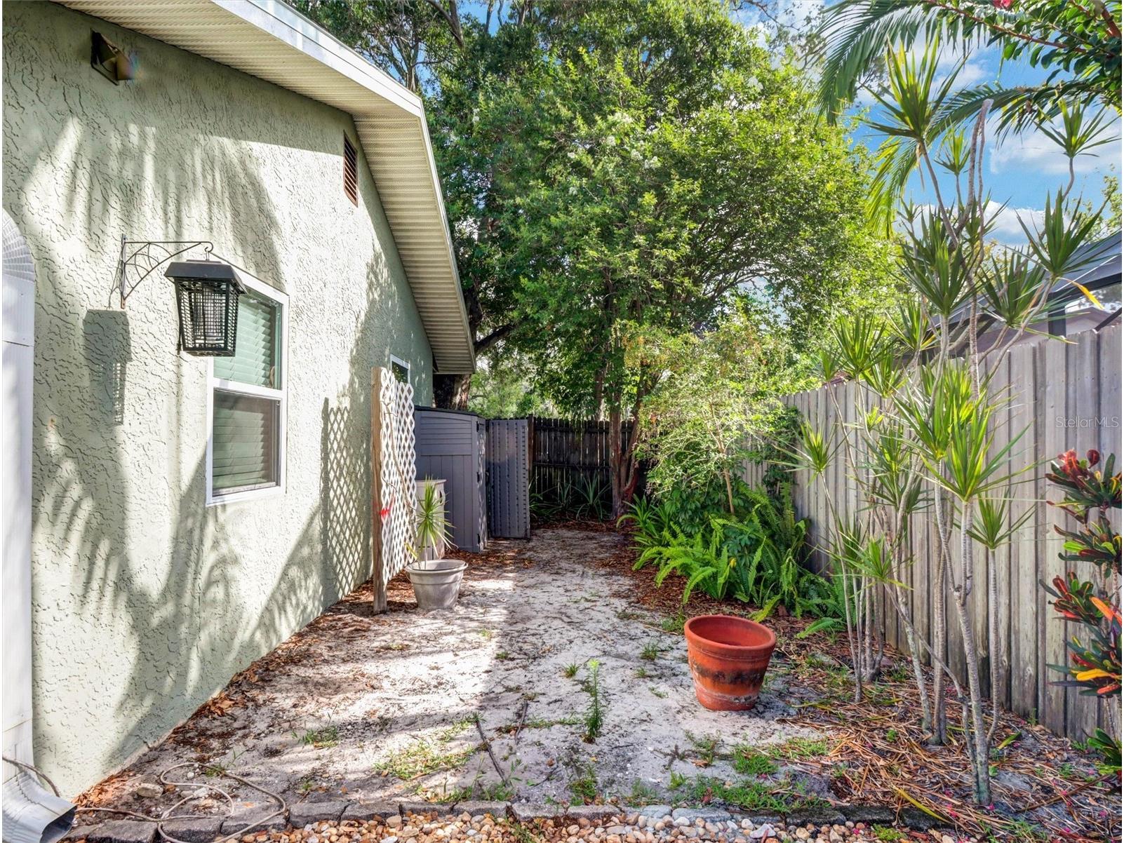 2021 Todd Road Clearwater FL 33763 TB8523700 image11