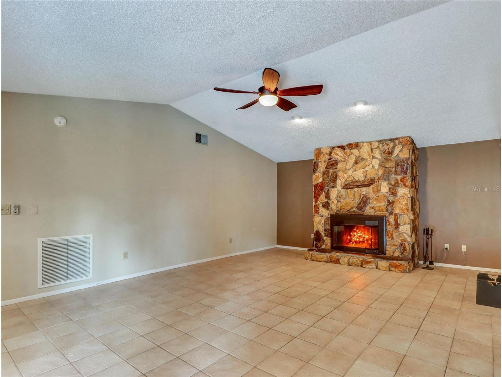 2021 Todd Road Clearwater FL 33763 TB8523700 image24