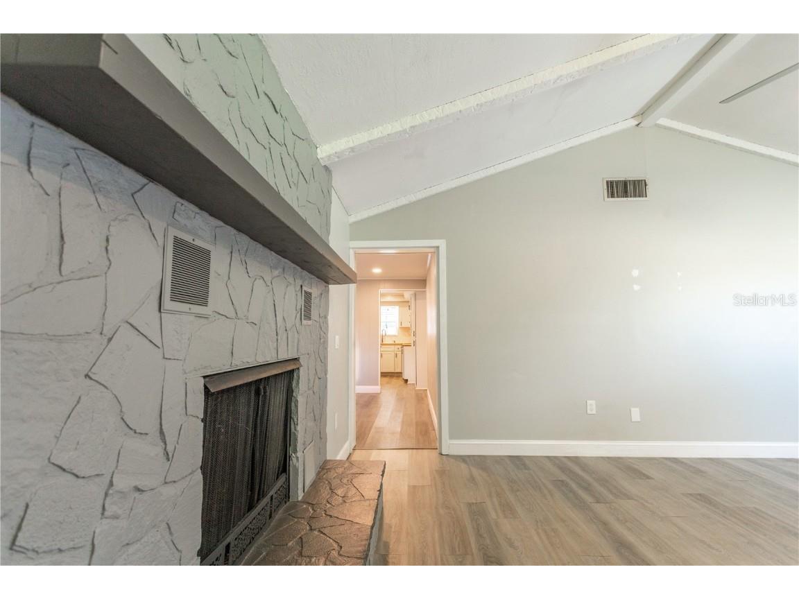 2021 Valley Drive Dunedin FL 34698 TB8418223 image20