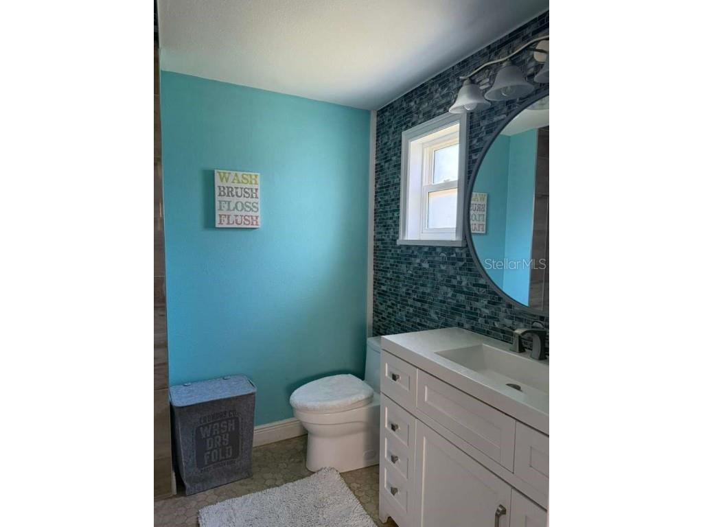 2021 Valley Drive Dunedin FL 34698 TB8418223 image25