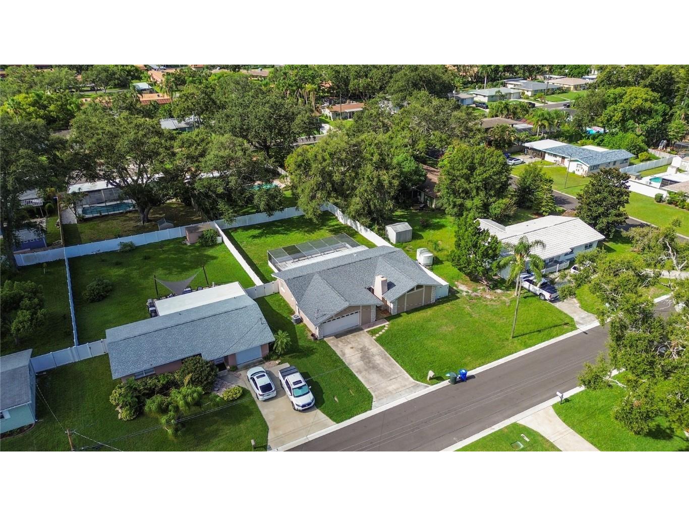 2021 Valley Drive Dunedin FL 34698 TB8418223 image75