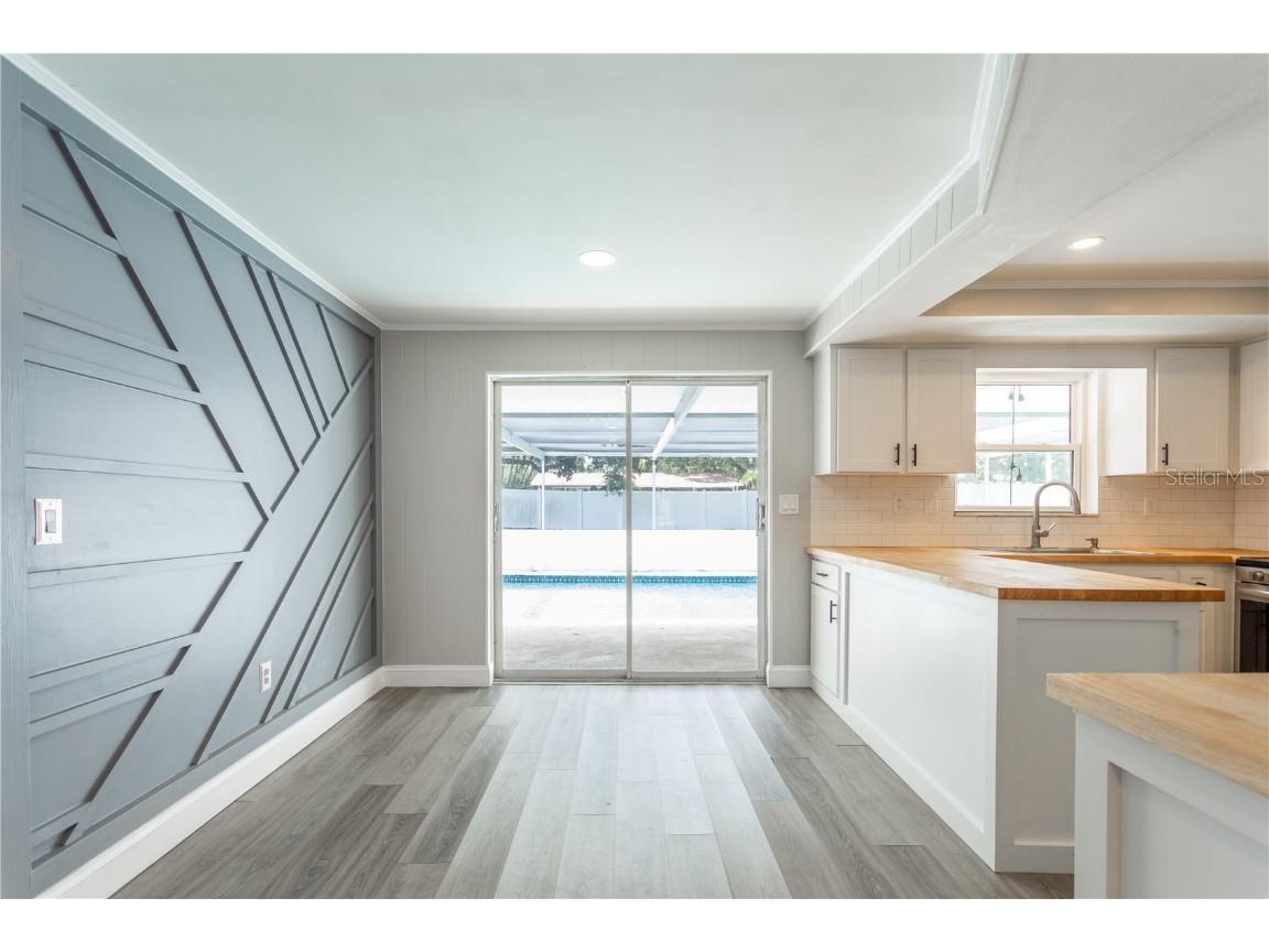 2021 Valley Drive Dunedin FL 34698 TB8418223 image8