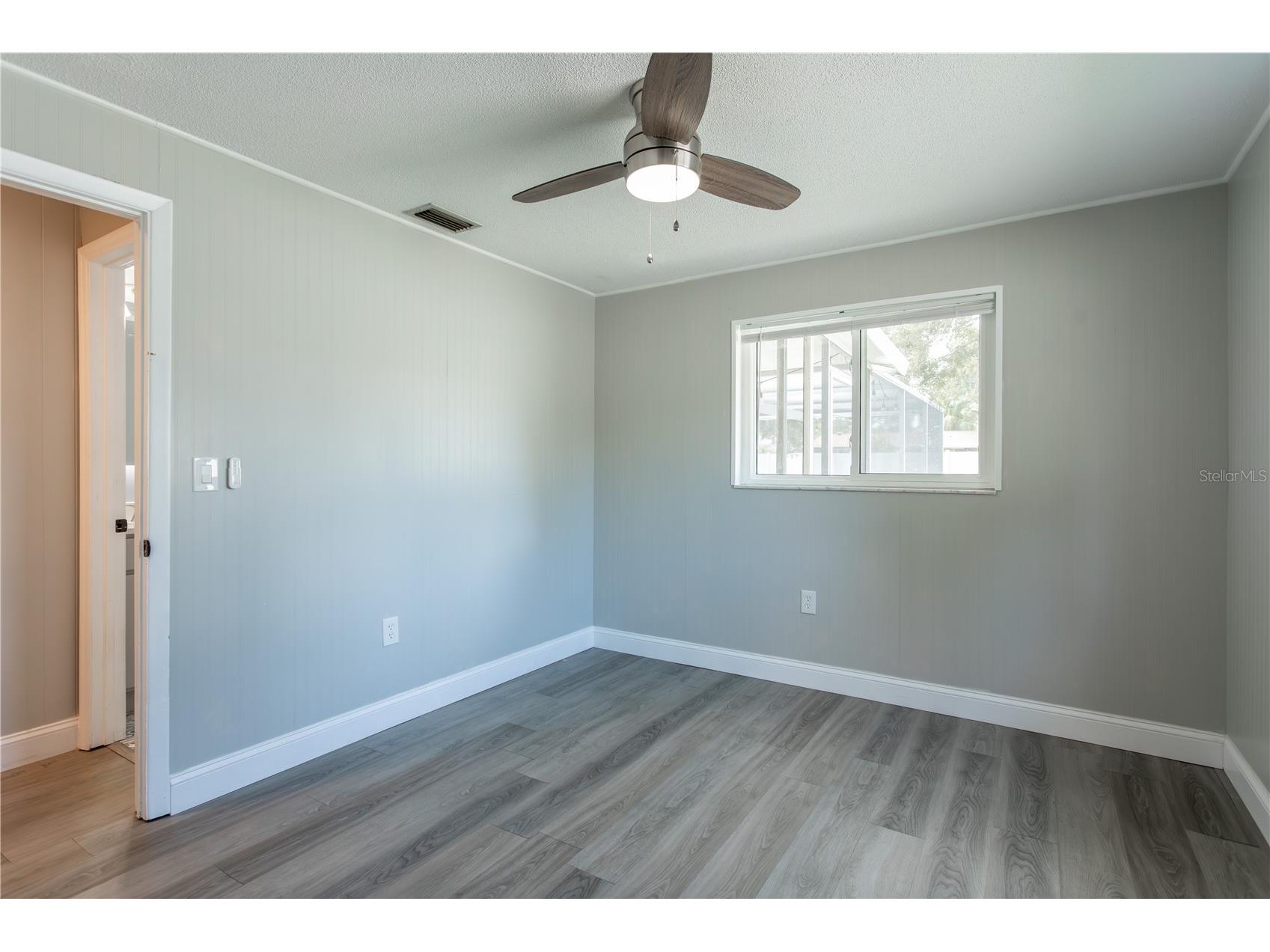 2021 Valley Drive Dunedin FL 34698 TB8486032 image40