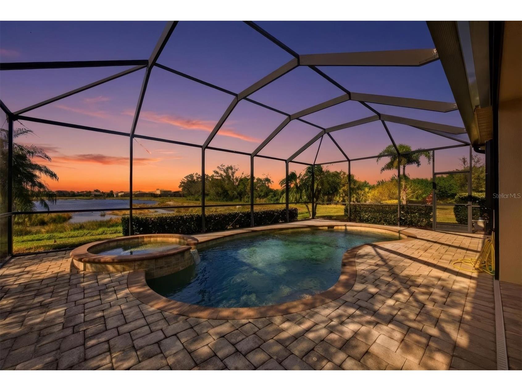 20211 Granlago Drive Venice FL 34293 N6142481 image2