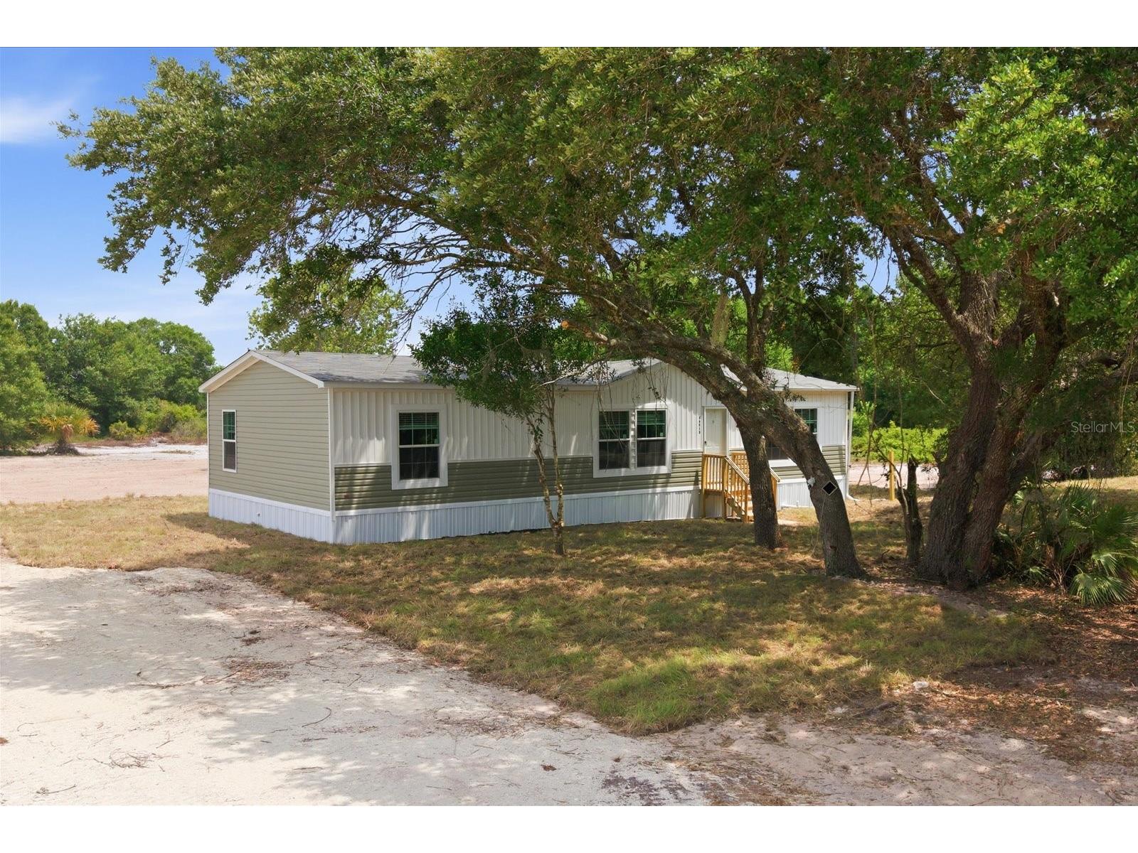 20213 NW 258th Street Okeechobee FL 34972 A4692603 image3