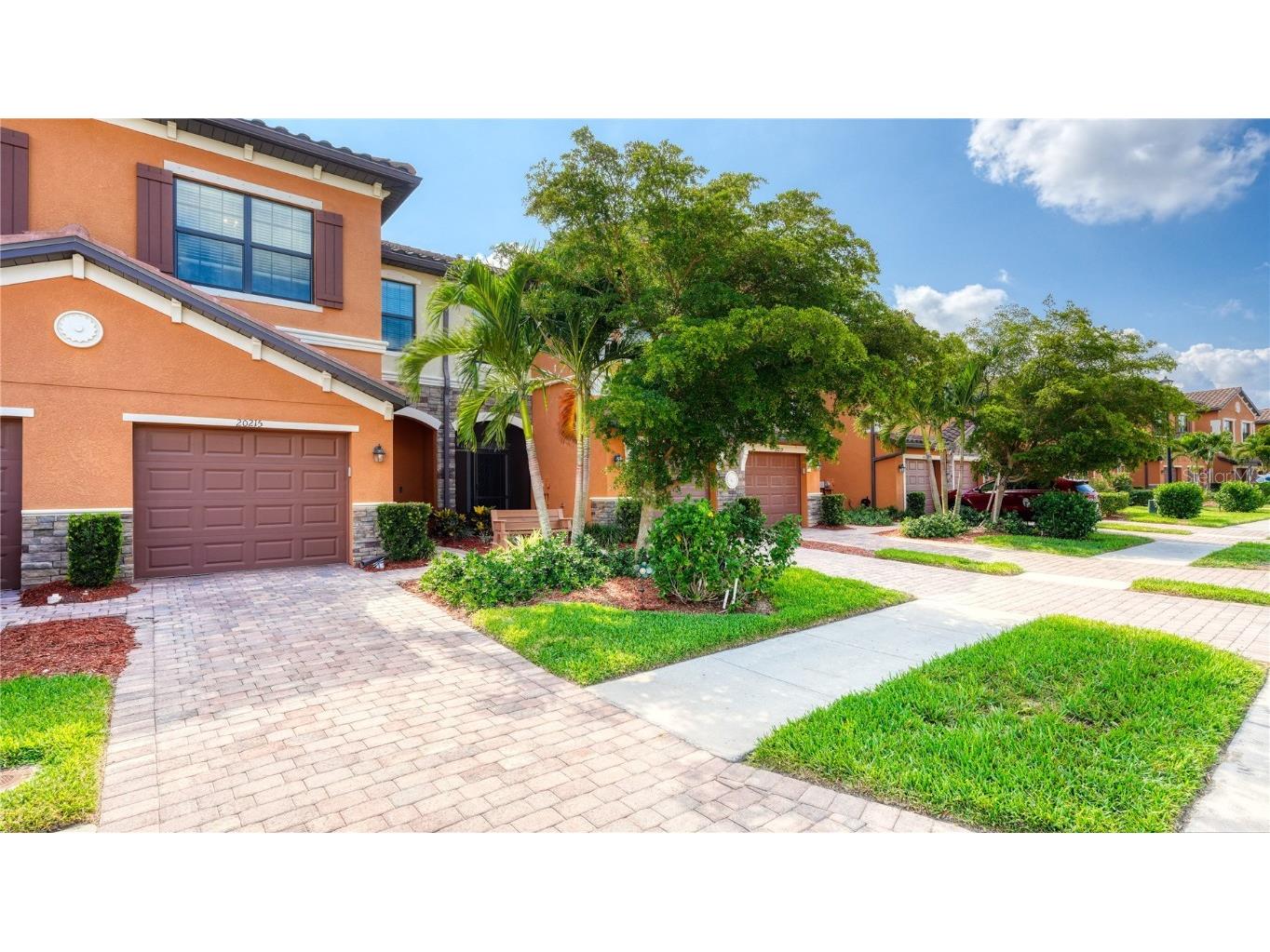 20215 Lagente Circle Venice FL 34293 A4586976 image1