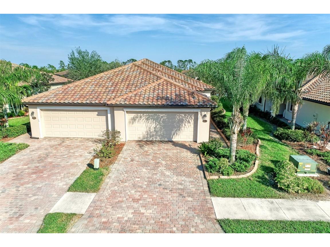 20218 Tesoro Drive Venice FL 34293 N6125550 image1