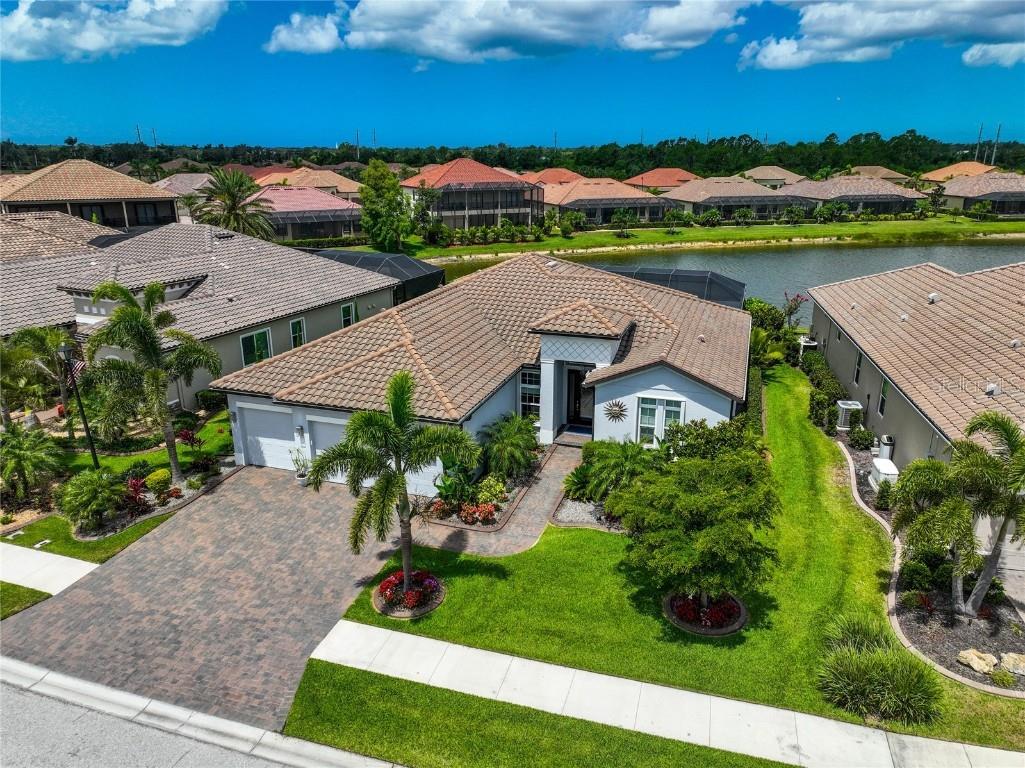 20219 Passagio Drive Venice FL 34293 A4569571 image1
