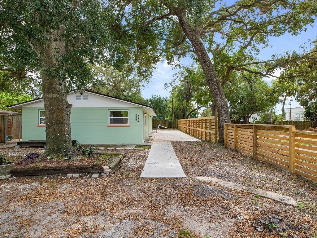 2022 9th Street Sarasota FL 34237 J959847 image1