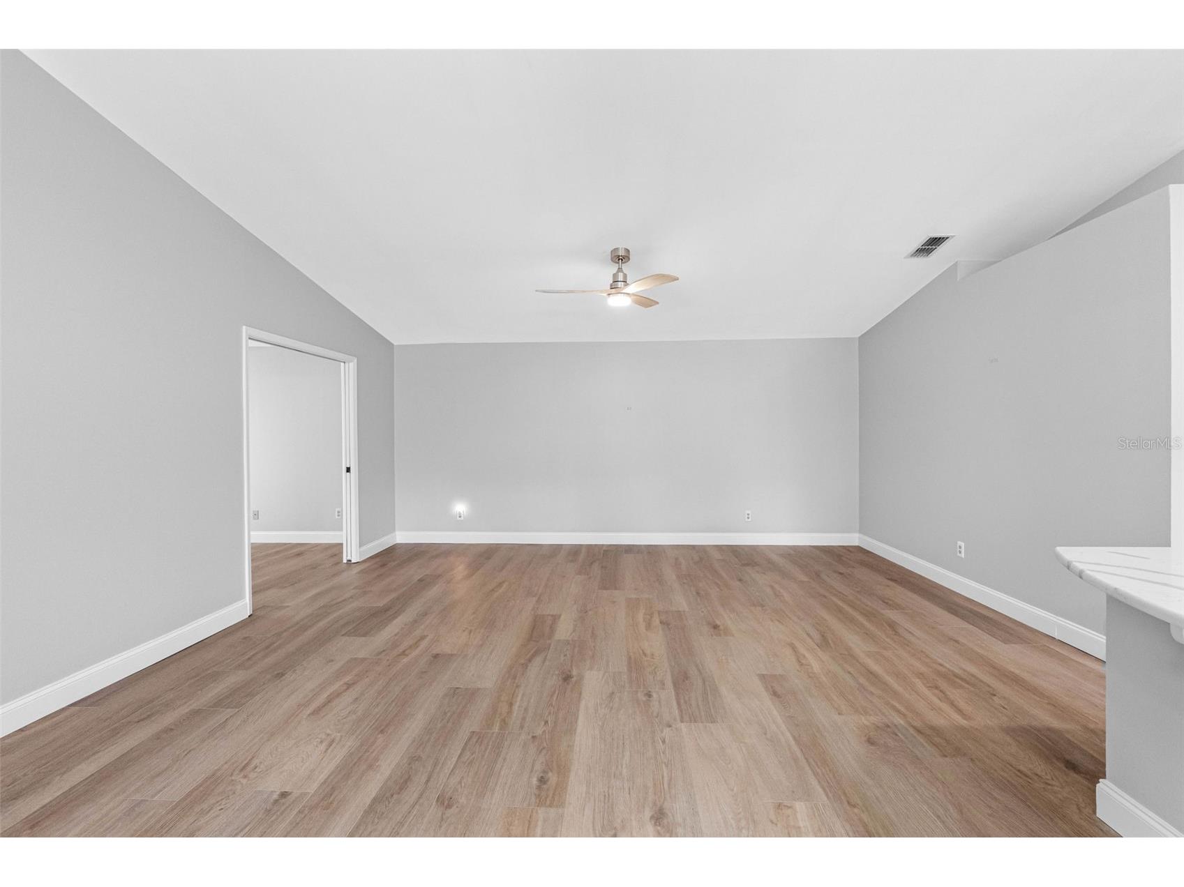 2022 Arbor Lane Clearwater FL 33763 TB8506486 image14