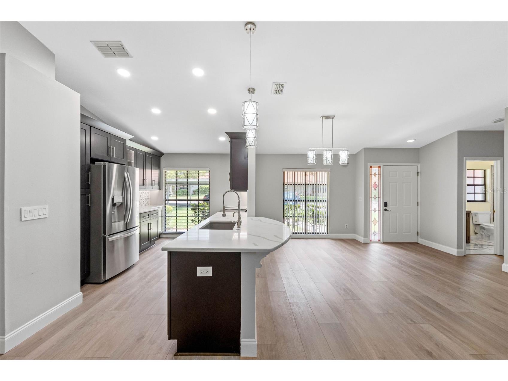 2022 Arbor Lane Clearwater FL 33763 TB8506486 image9
