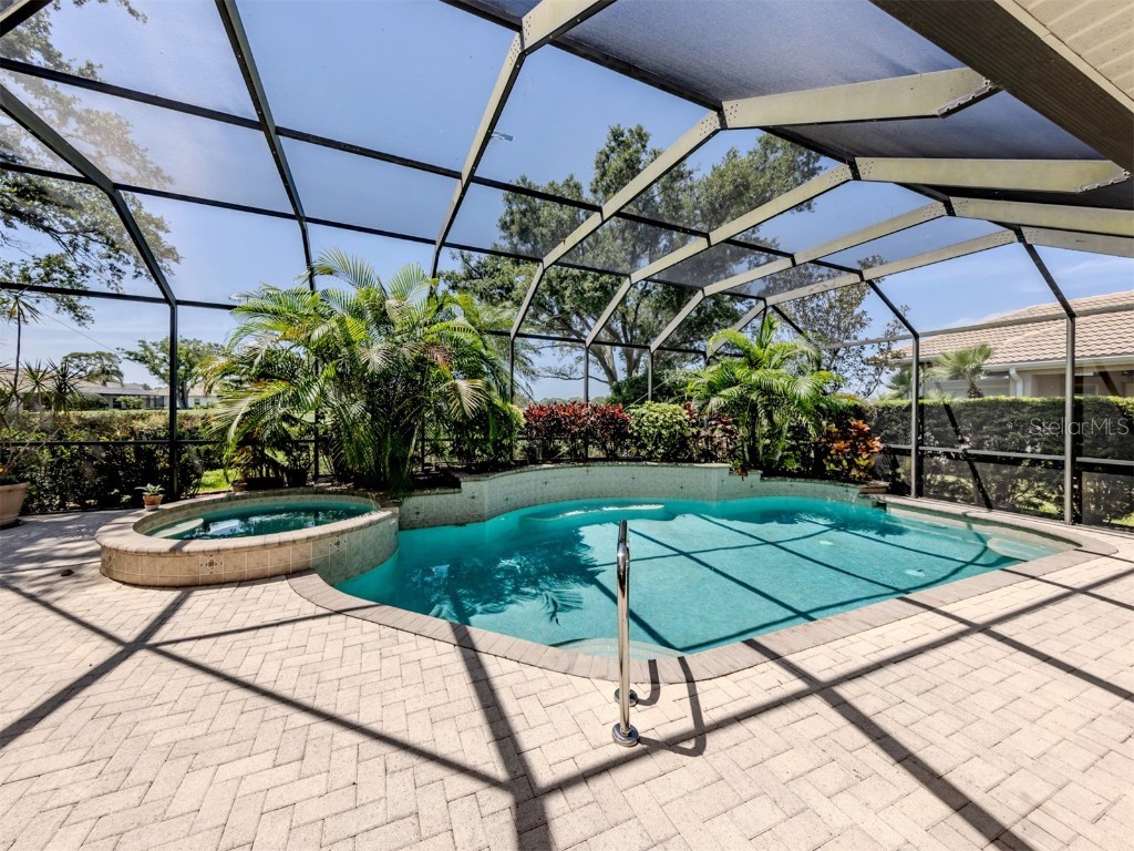 2022 Calusa Lakes Blvd Nokomis FL 34275 N6138617 image6