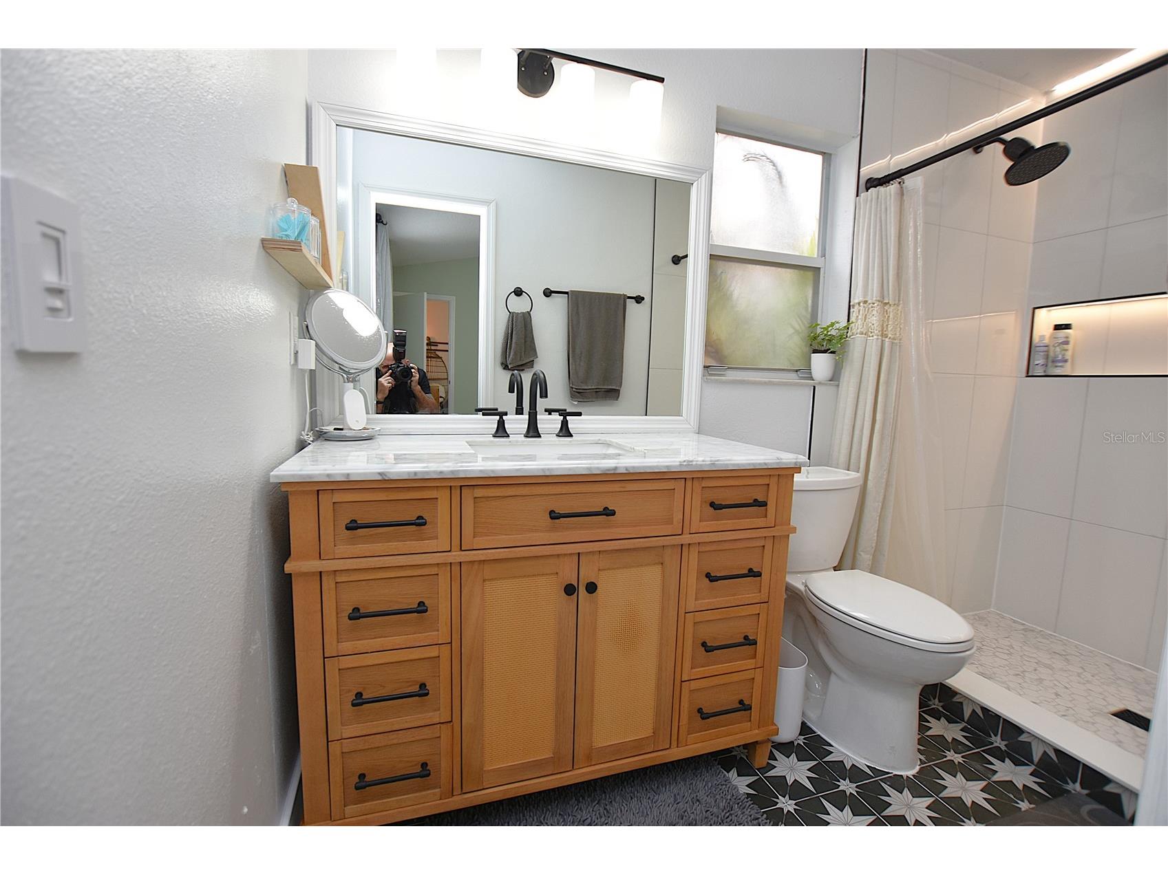 2022 Hatteras Point Lakeland FL 33813 L4959261 image19