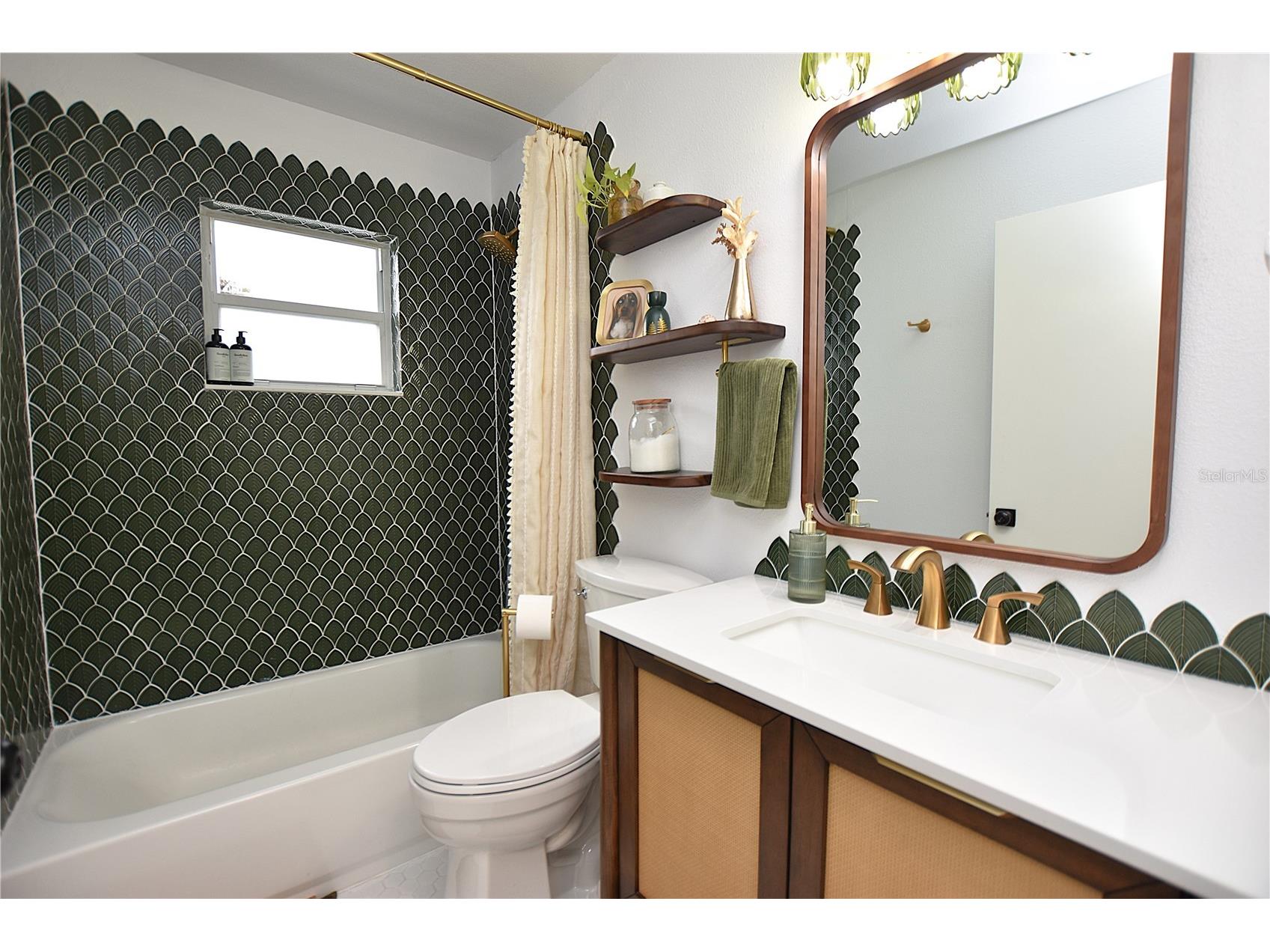 2022 Hatteras Point Lakeland FL 33813 L4959261 image25