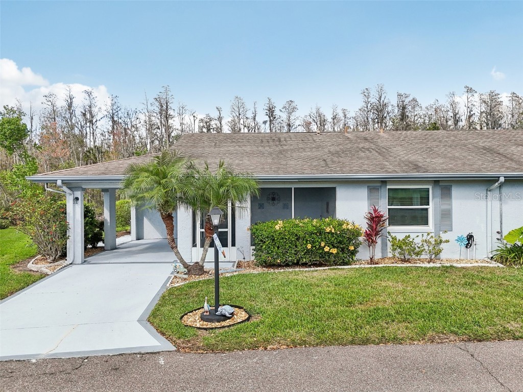 2022 Heathfield Circle Sun City Center FL 33573 TB8354350 image1