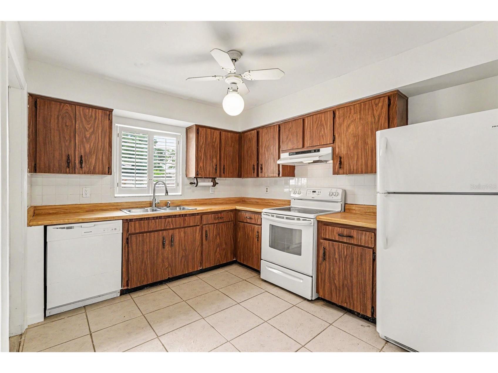 2022 Lance Court Dover FL 33527 TB8509596 image13