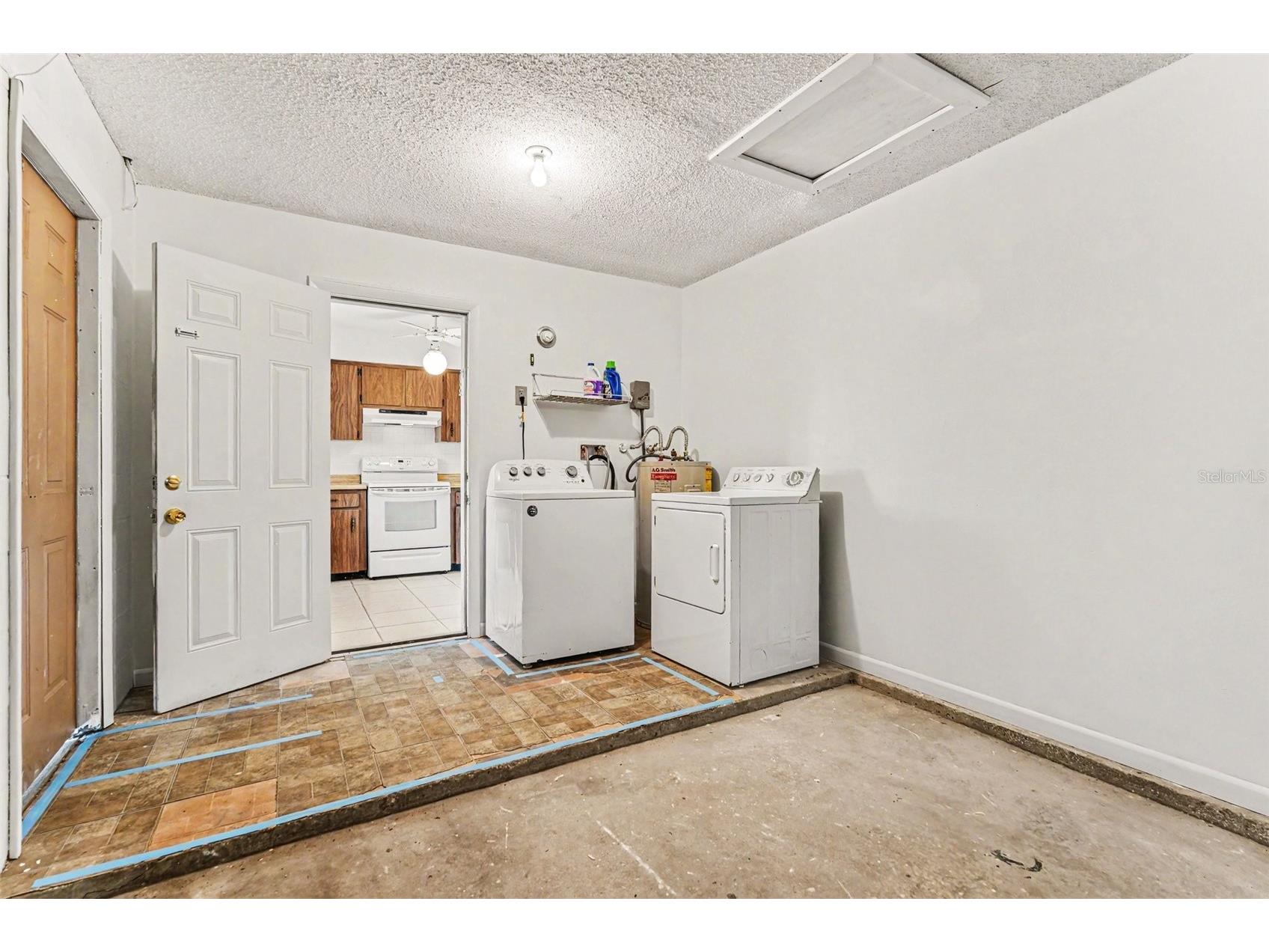 2022 Lance Court Dover FL 33527 TB8509596 image25