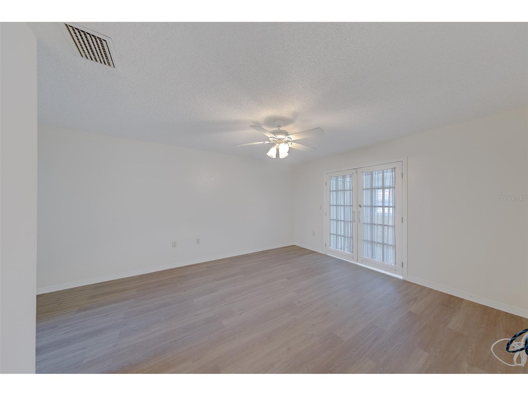 2022 Nash Drive Clearwater FL 33763 TB8532550 image20