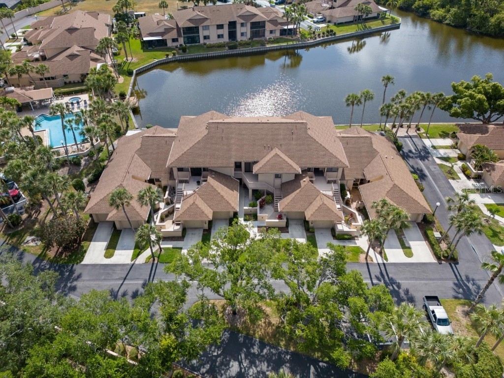2022 Oakridge Circle #D3 Venice FL 34293 - WOODLAKE LAKE A4609876 image1