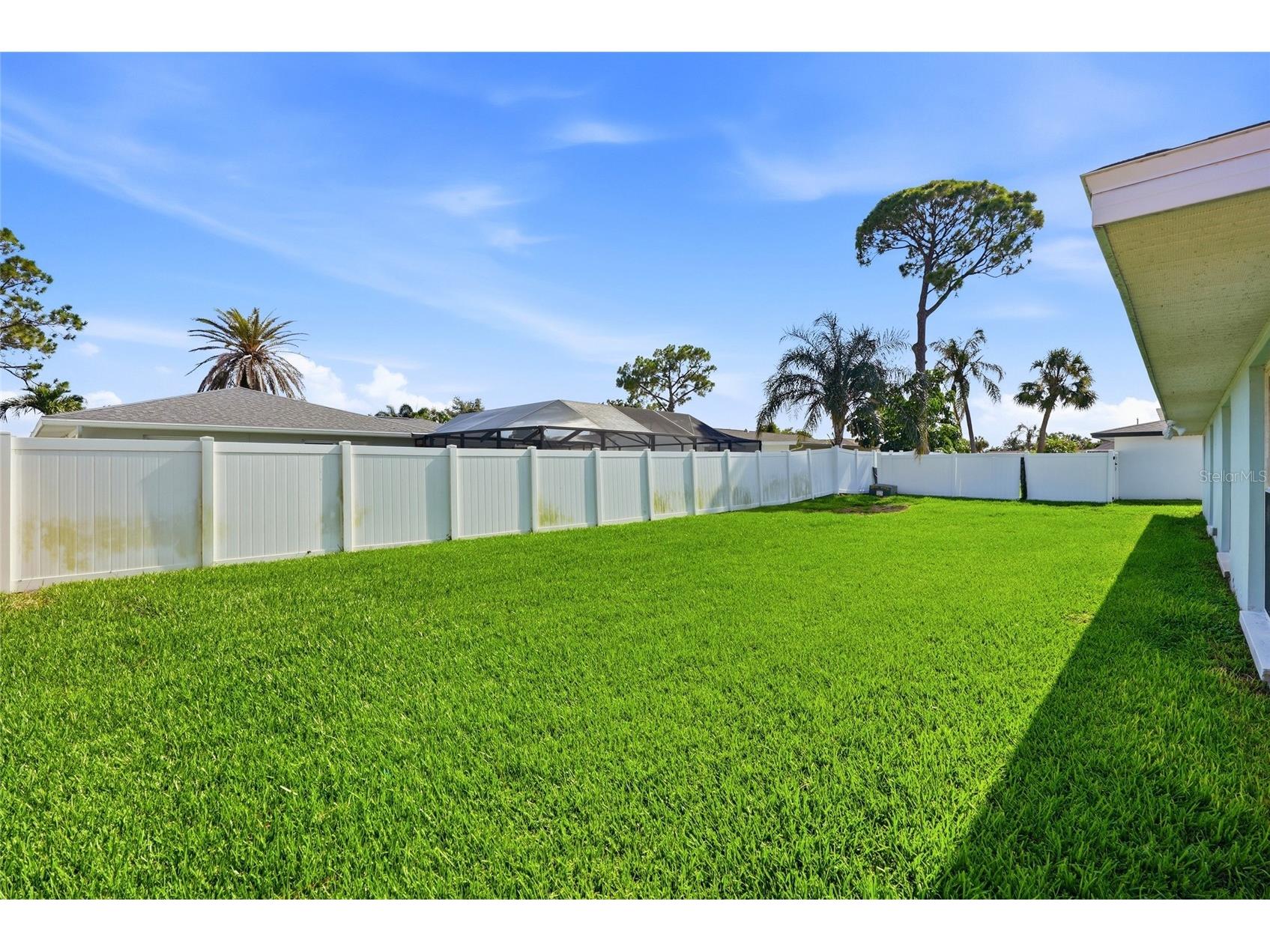 2022 Tanglewood Drive NE Saint Petersburg FL 33702 TB8527481 image24