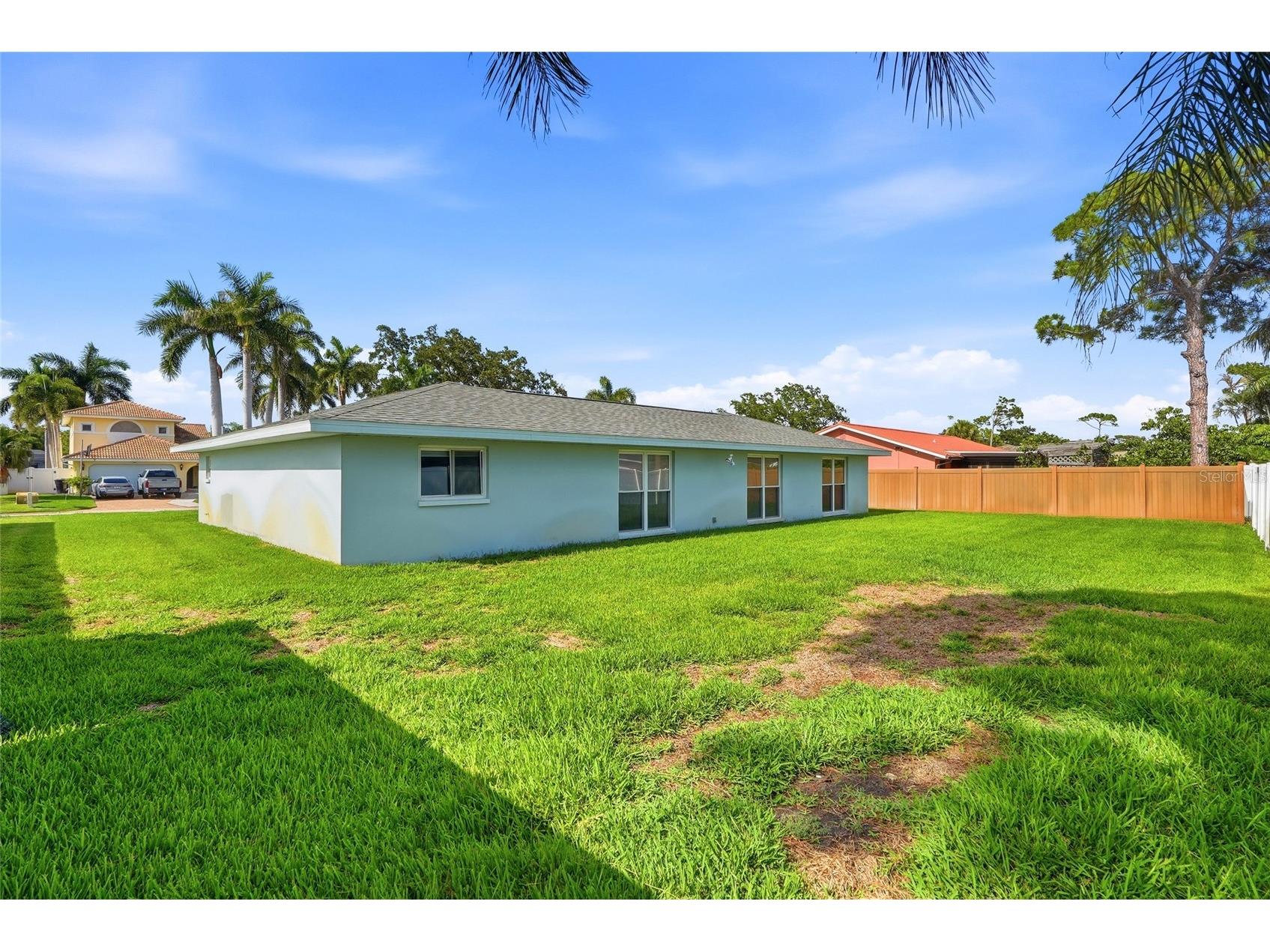 2022 Tanglewood Drive NE Saint Petersburg FL 33702 TB8527481 image26