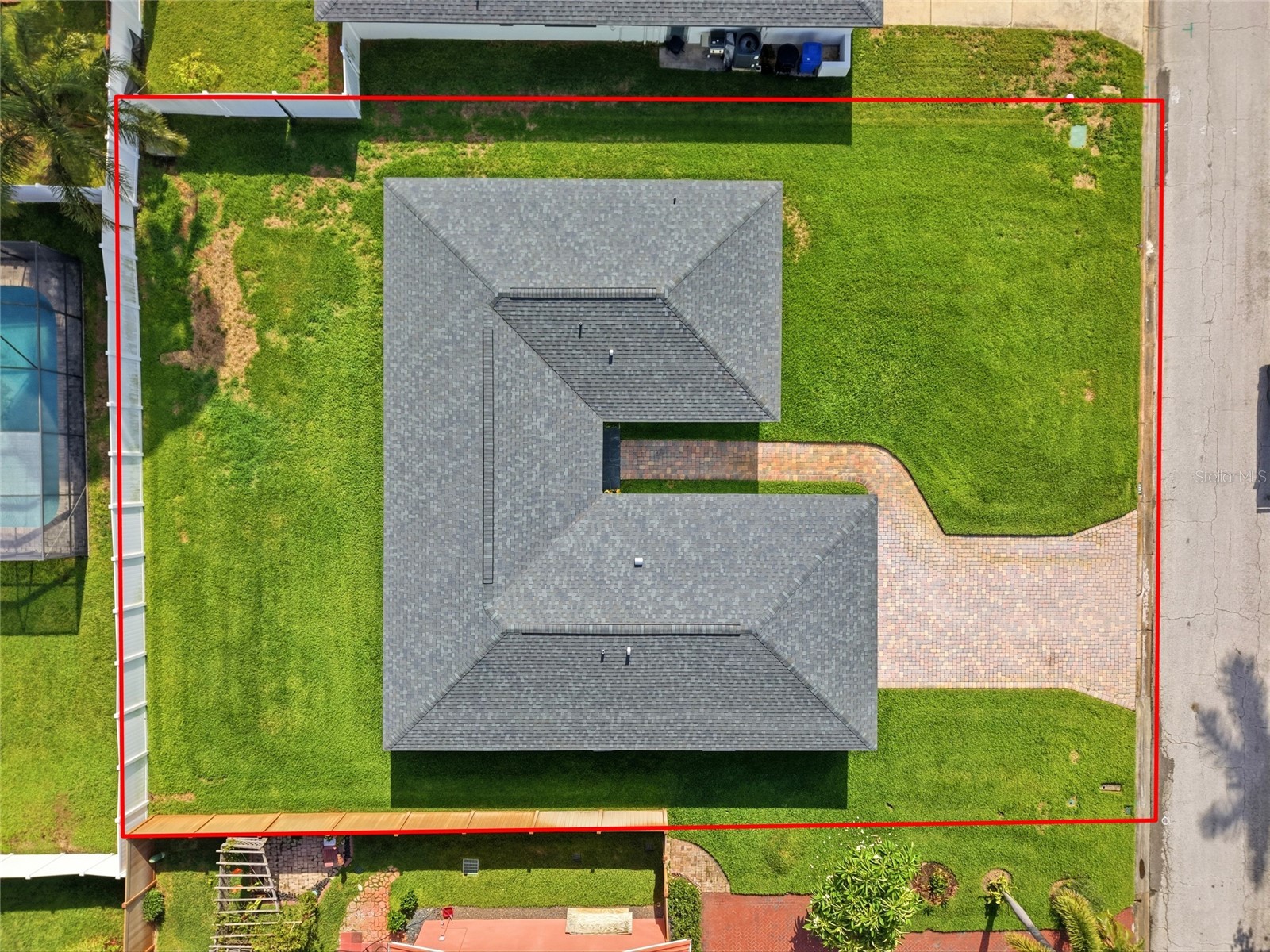 2022 Tanglewood Drive NE Saint Petersburg FL 33702 TB8527481 image27