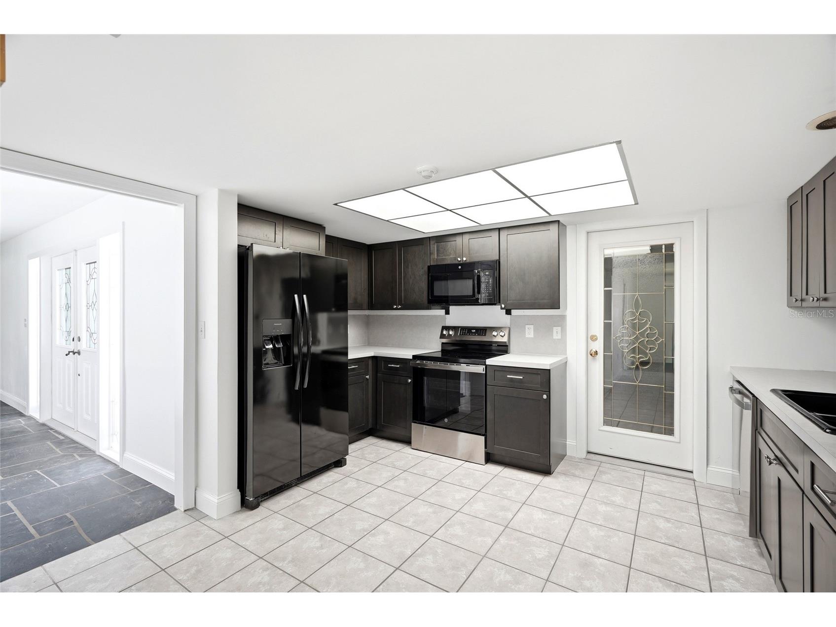 2022 Tanglewood Drive NE Saint Petersburg FL 33702 TB8527481 image5