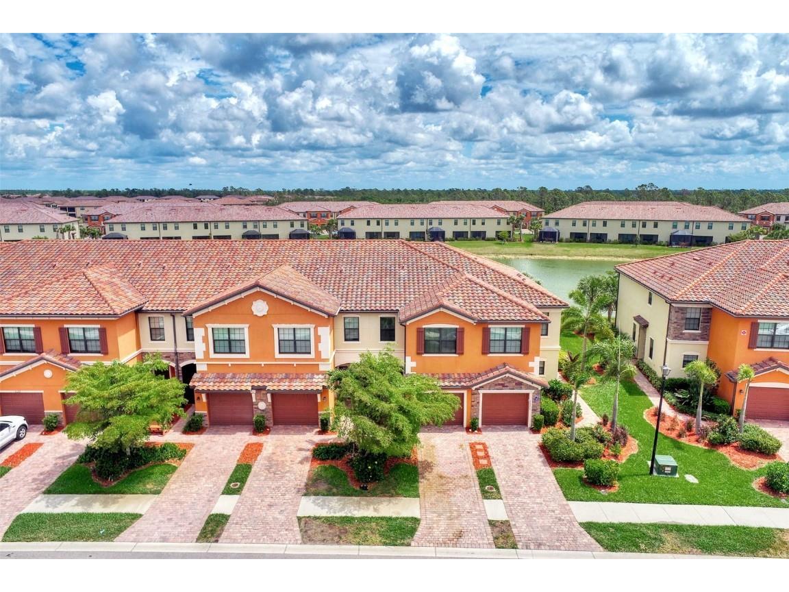 20221 Lagente Circle Venice FL 34293 N6126289 image1