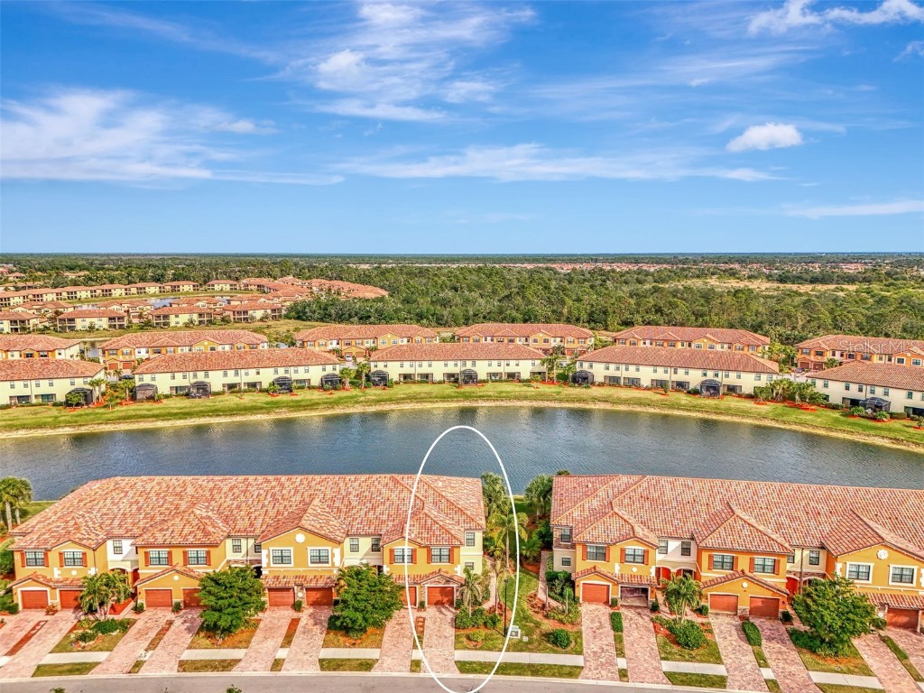 20223 Lagente Circle Venice FL 34293 A4633894 image1