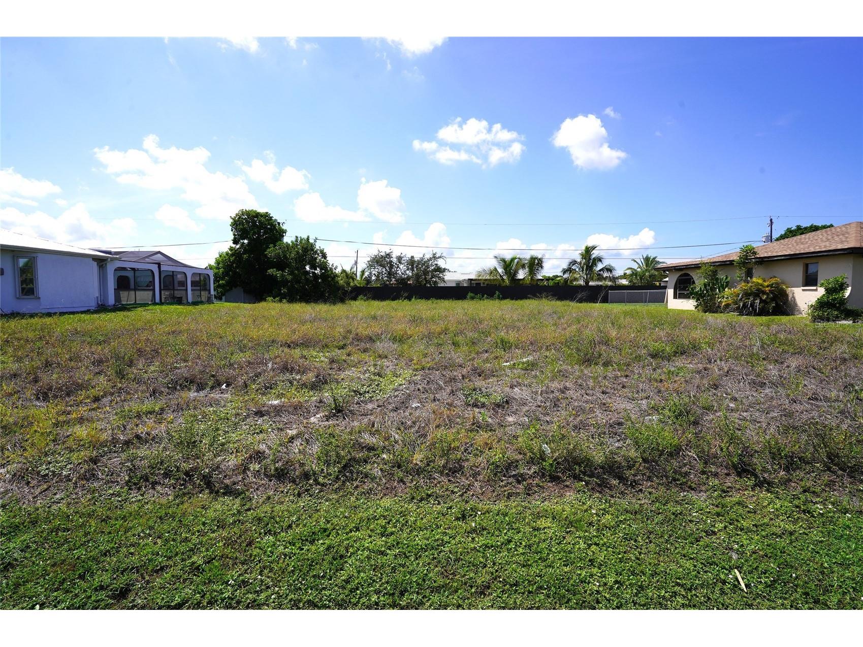 20223 Midway Boulevard Port Charlotte FL 33952 C7527969 image2