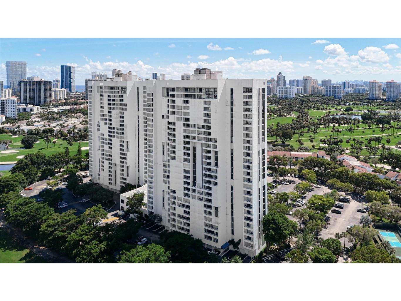 20225 NE 34th Court #817 Miami FL 33180 O6269669 image2