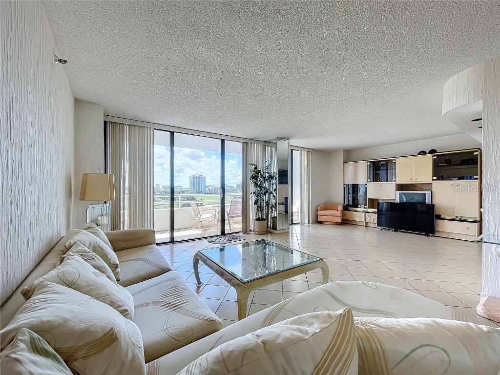 20225 NE 34th Court #817 Miami FL 33180 O6269669 image21