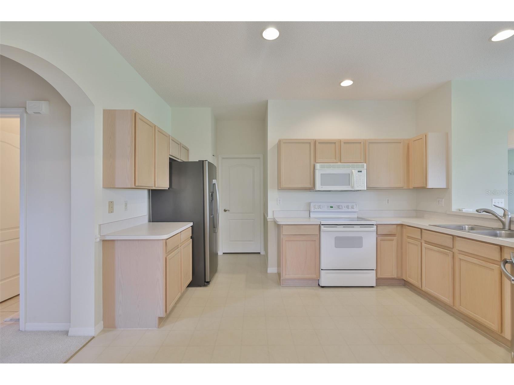 2023 Acadia Greens Drive #32 Sun City Center FL 33573 TB8486955 image15