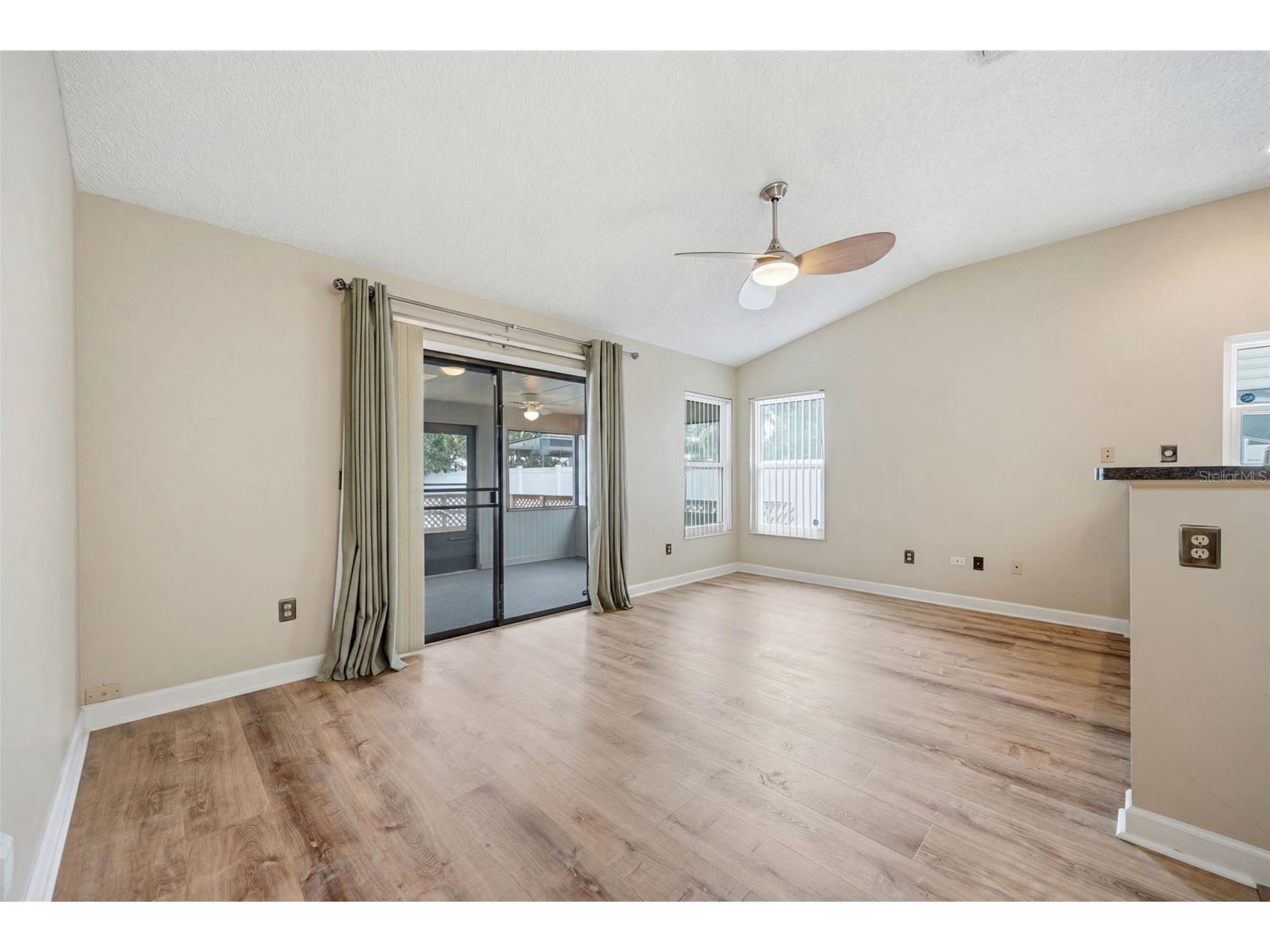2023 Darlington Oak Drive Seffner FL 33584 TB8516884 image16