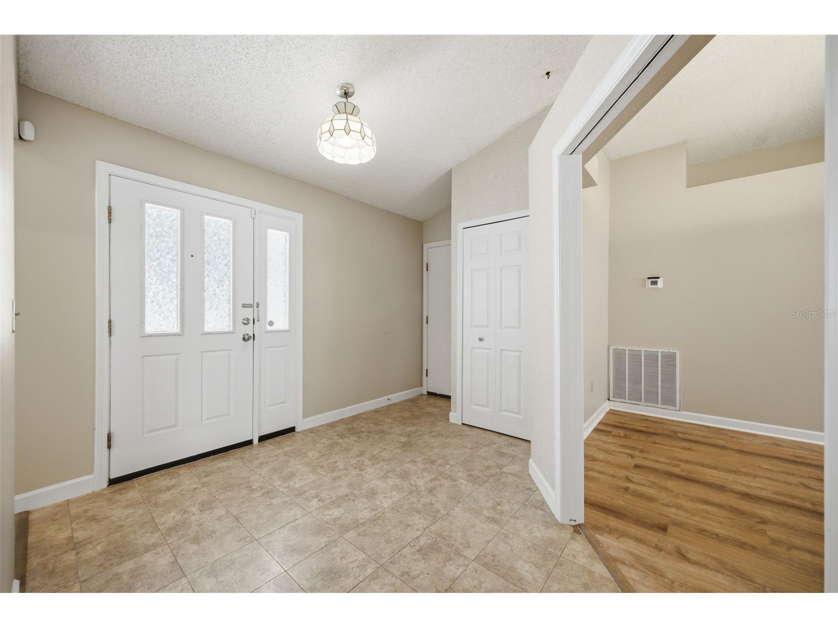 2023 Darlington Oak Drive Seffner FL 33584 TB8516884 image7