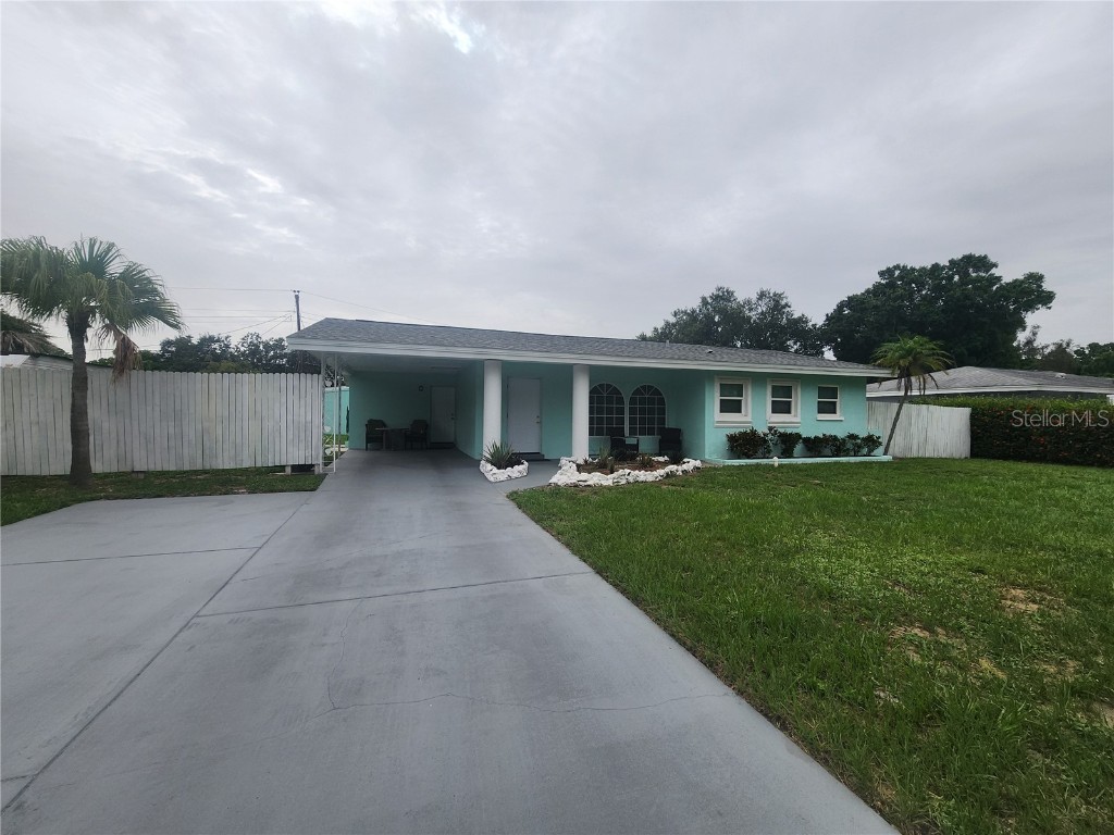 2023 Gold Avenue Sarasota FL 34235 A4616103 image1