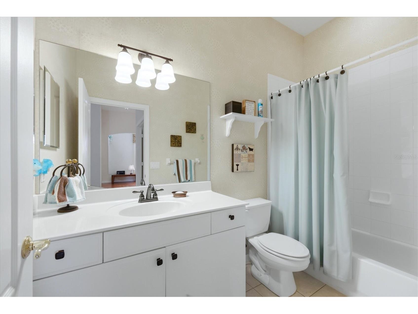 2023 Lynx Run North Port FL 34288 - BOBCAT VILLAS LAKE C7523680 image12