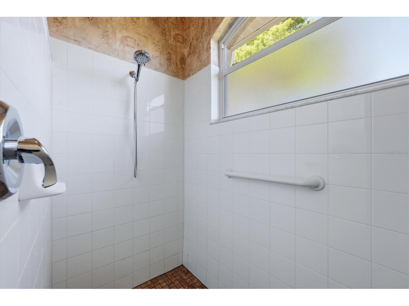 2023 Lynx Run North Port FL 34288 - BOBCAT VILLAS LAKE C7523680 image16