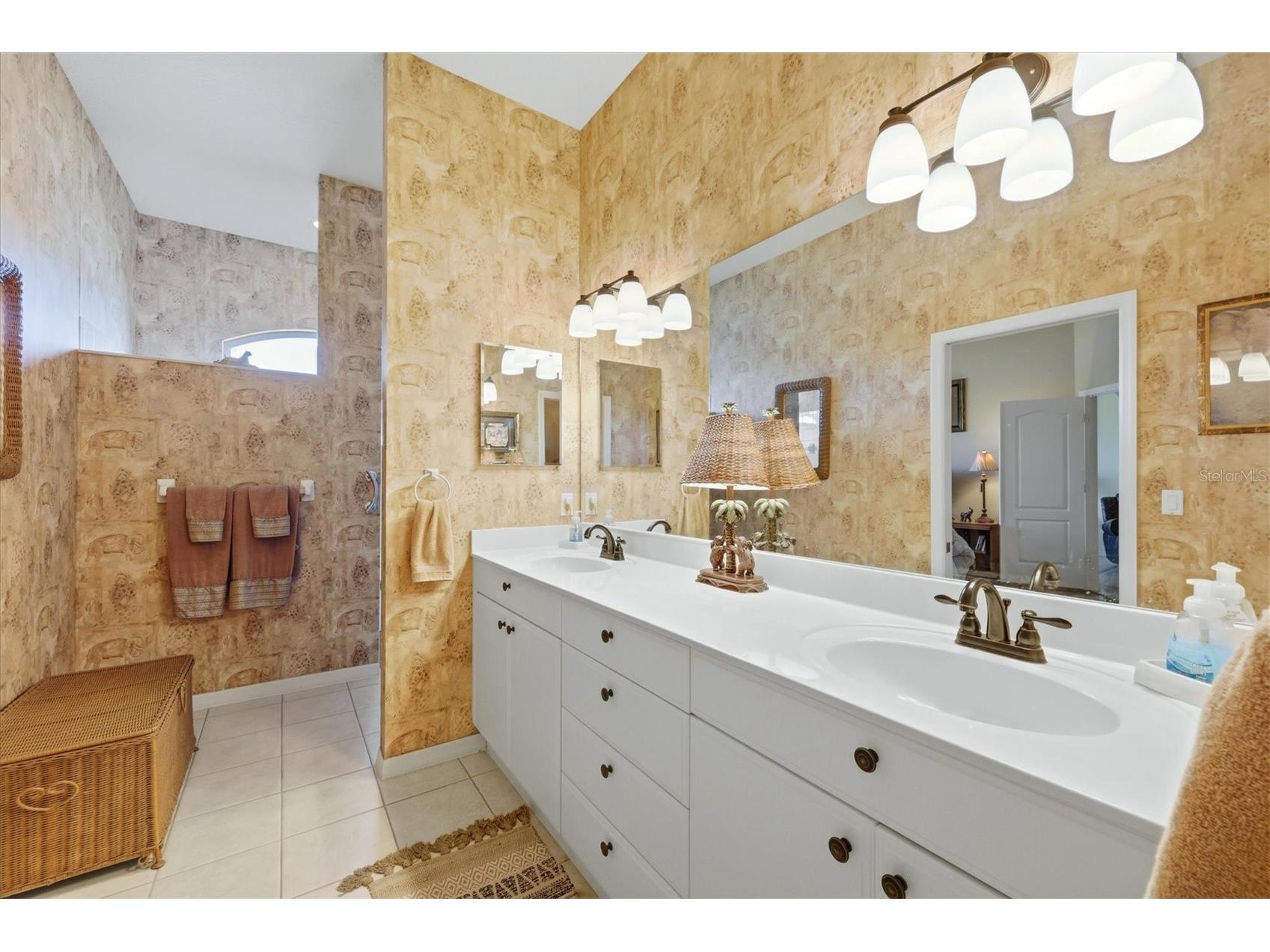 2023 Lynx Run North Port FL 34288 - BOBCAT VILLAS LAKE C7523680 image17