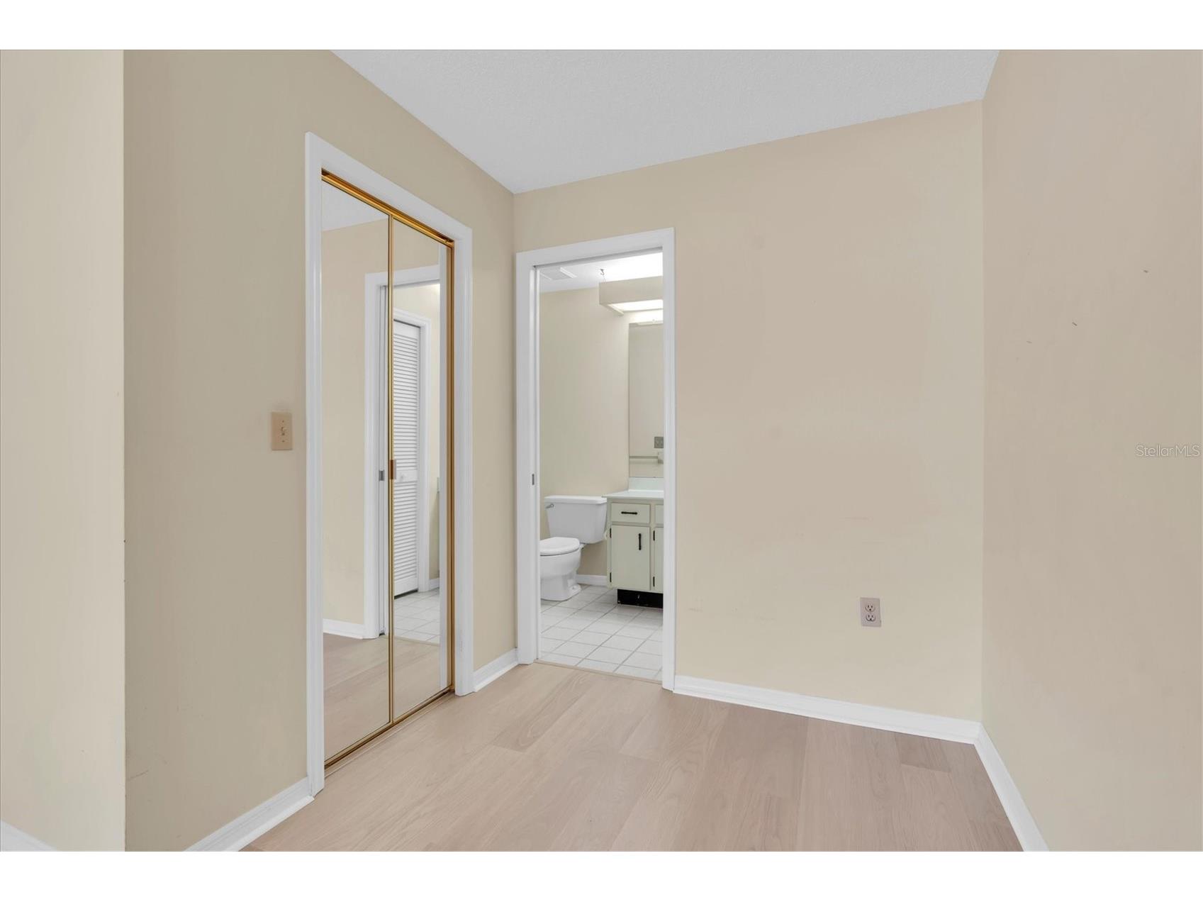 2023 Nash Drive Clearwater FL 33763 TB8498612 image20