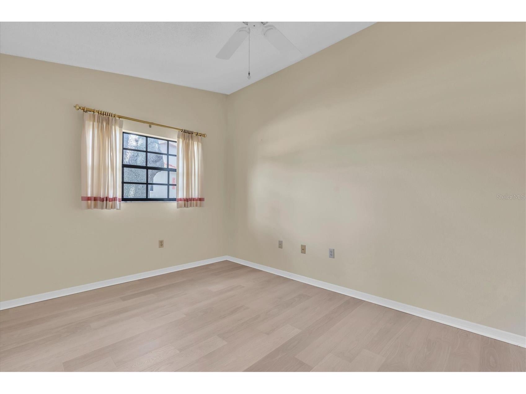 2023 Nash Drive Clearwater FL 33763 TB8498612 image22