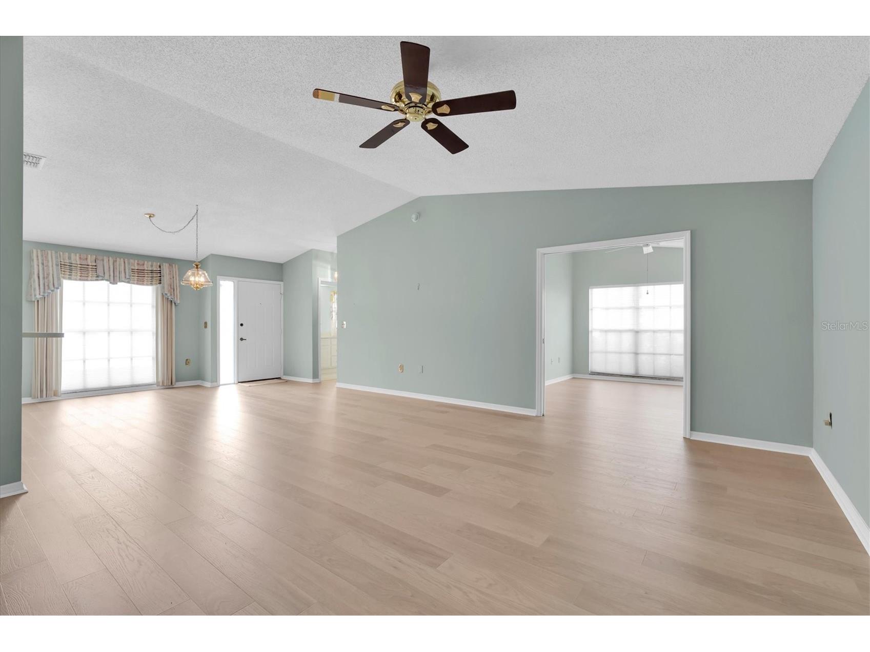 2023 Nash Drive Clearwater FL 33763 TB8498612 image7