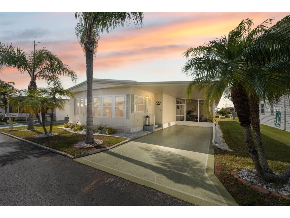 2023 Oahu Drive Holiday FL 34691 T3502141 image1