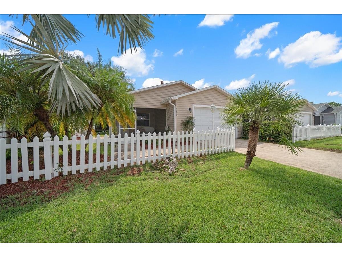 2023 Thurmond Avenue The Villages FL 32162 G5101605 image1