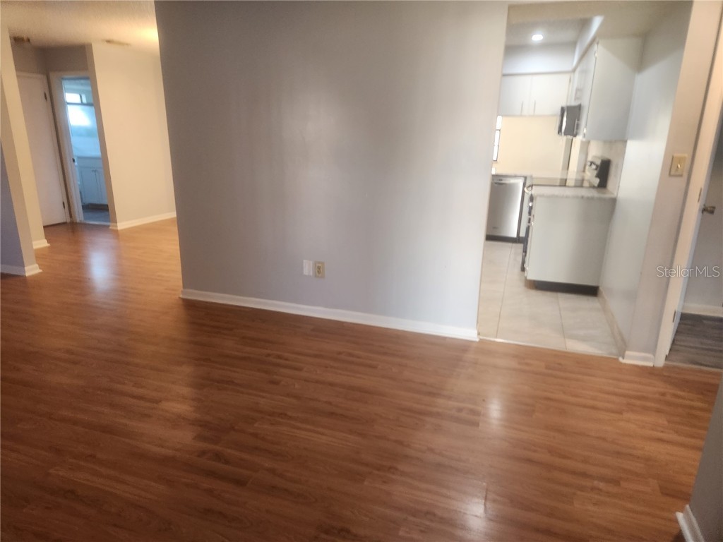 2023 Tumbleweed Drive Holiday FL 34690 TB8446131 image8