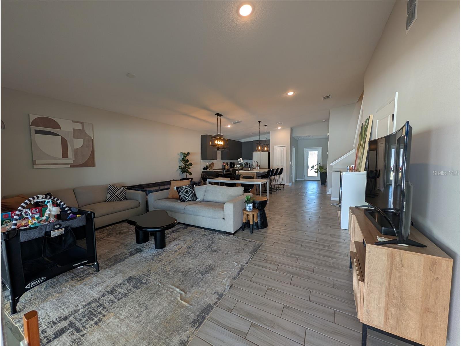 2023 White Avenue Orlando FL 32806 S5142562 image14